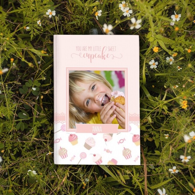 Girl Photobook με Μαλακό ή Σκληρό Εξώφυλλο