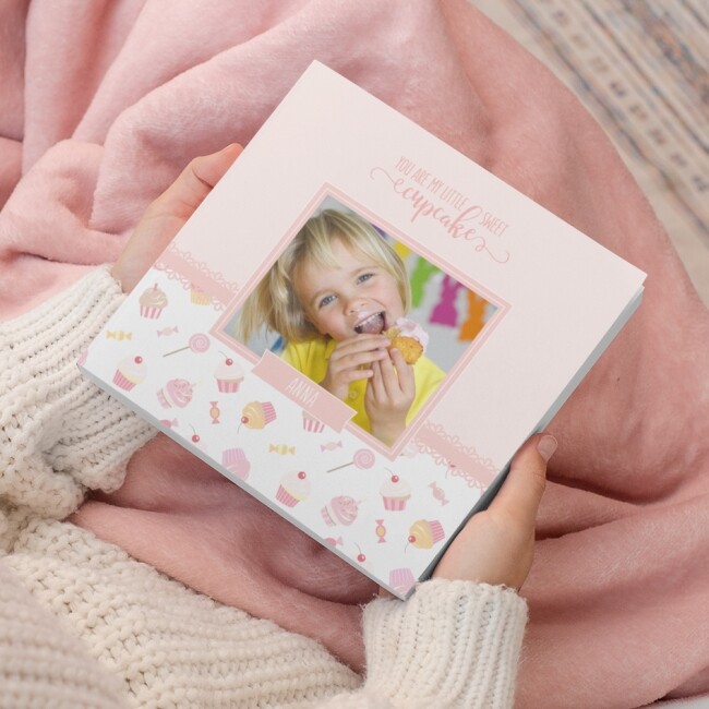 Girl Photobook με Μαλακό ή Σκληρό Εξώφυλλο