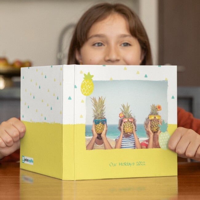 Hello Summer Photobook με Μαλακό ή Σκληρό Εξώφυλλο