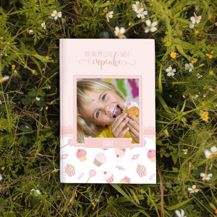 Girl Photobook με Μαλακό ή Σκληρό Εξώφυλλο