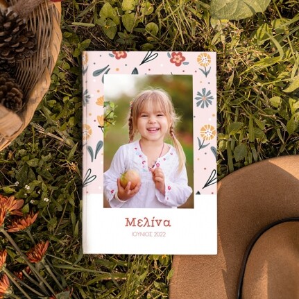 Girl Photobook με Μαλακό ή Σκληρό Εξώφυλλο