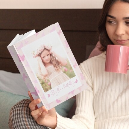 Girl Photobook με Μαλακό ή Σκληρό Εξώφυλλο